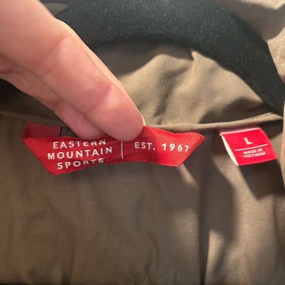 Eastern mountain sports trench coat - Picture 2 of 10